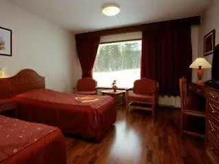 Apartment Club *